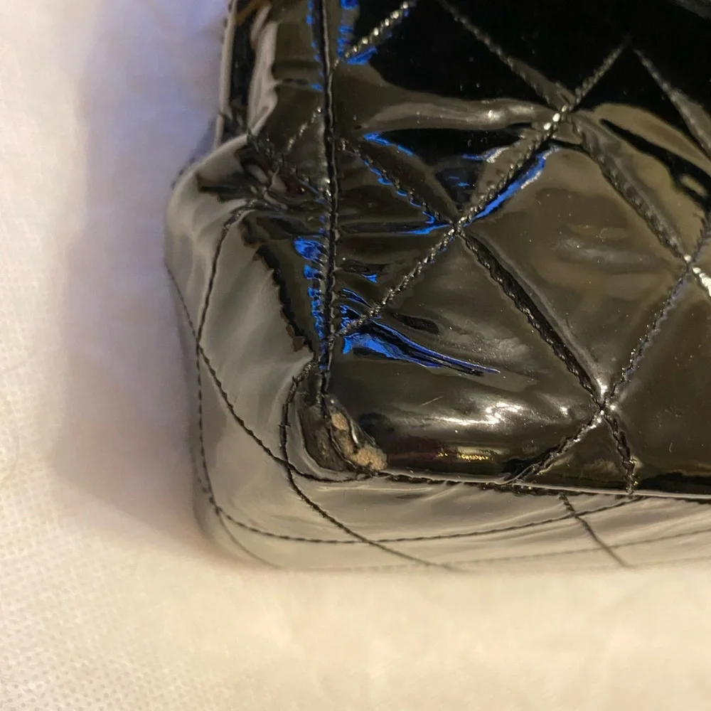 Rare Vintage Chanel Double Flap Patent Bag! - Picture 3 of 16